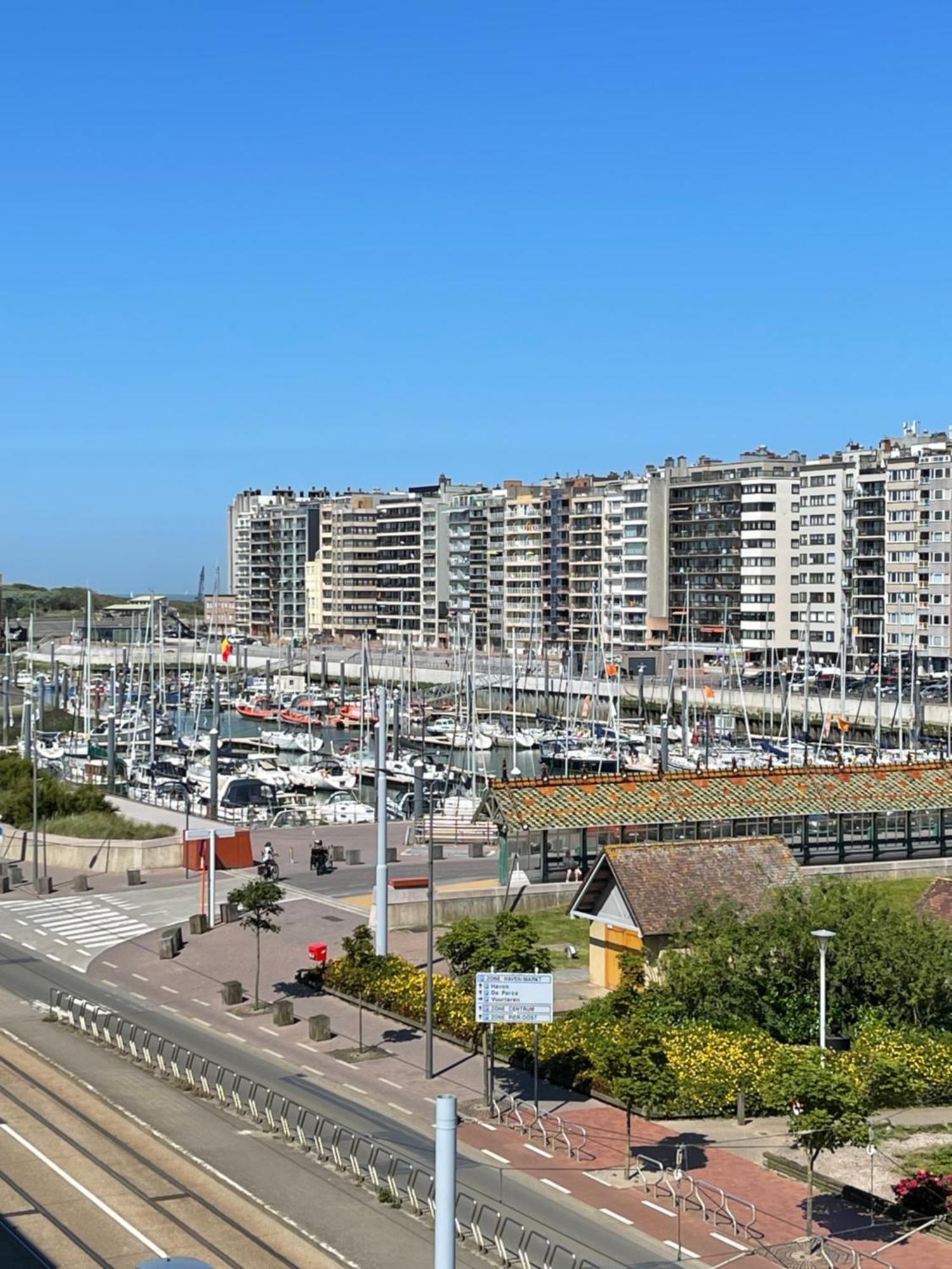 Апартаменты Molo Roof - Stylish Penthouse With Marina View Blankenberge Within Walking Distance From The Sea - 15 Km From Bruges Экстерьер фото